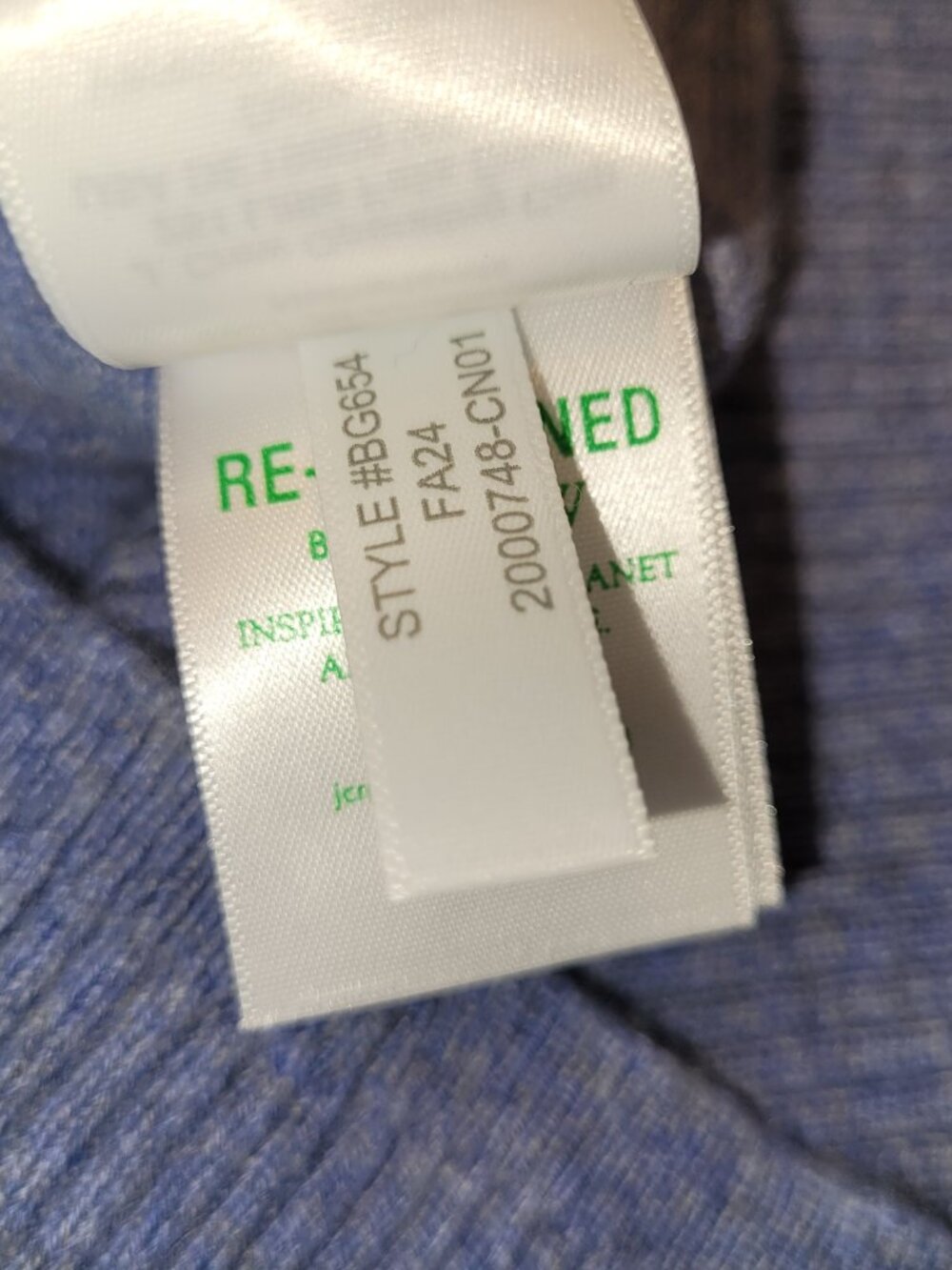 J. CREW Cashmere Crewneck Cropped Fit Sweater - Picture 8 of 8